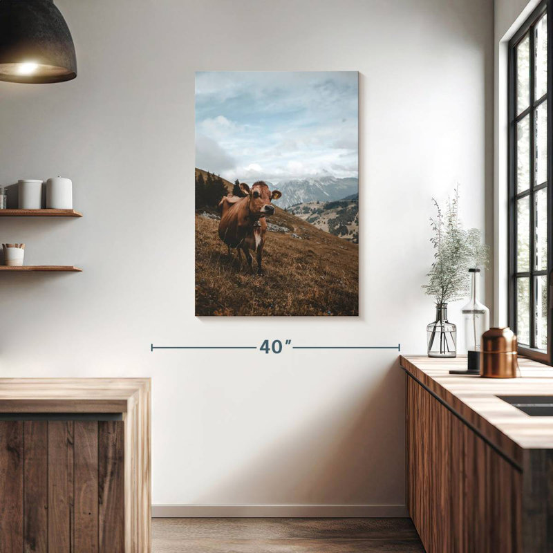 Brampt, vache simple sur une colline, H 39 po x l 26 po