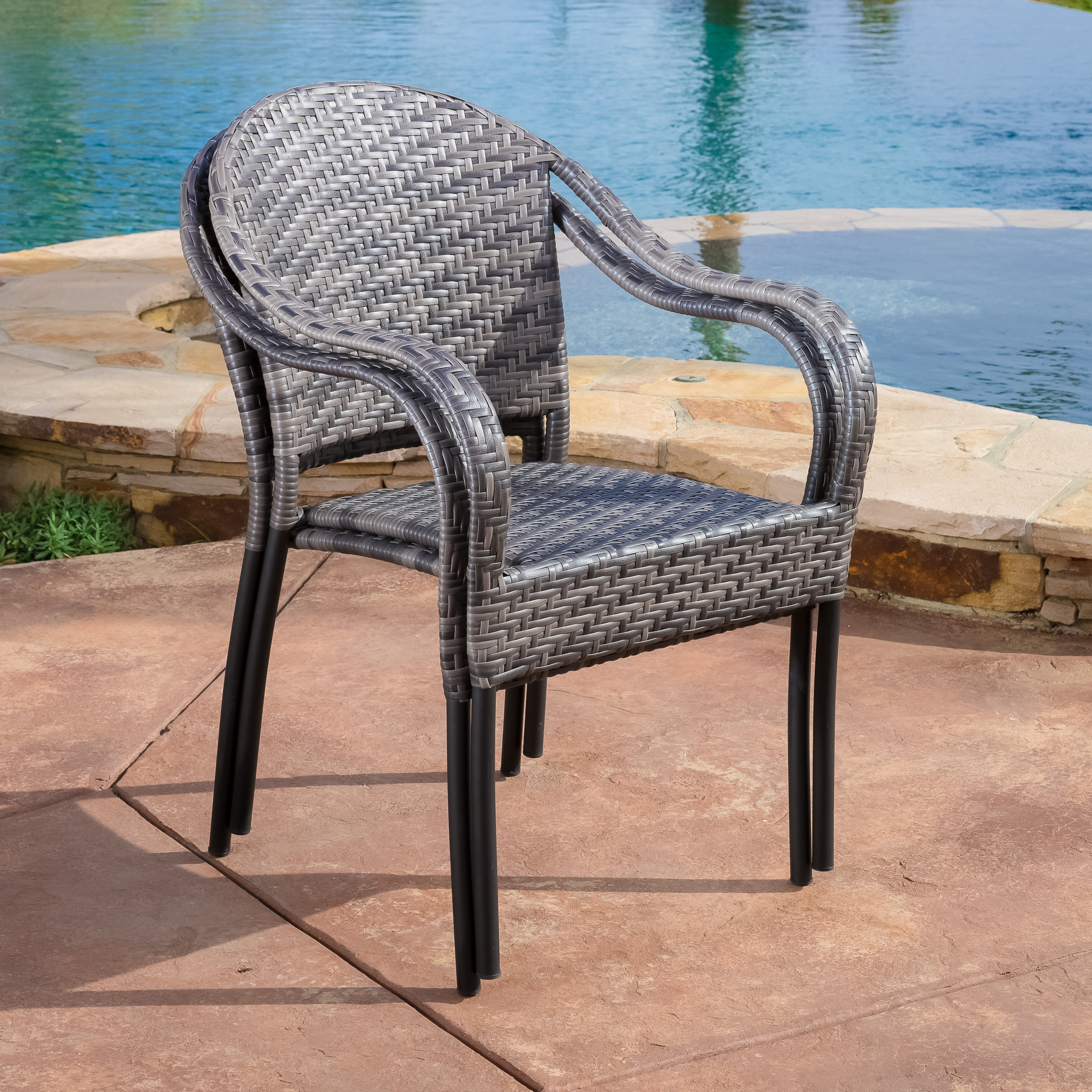 Stackable woven patio discount chairs