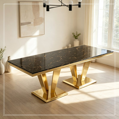 Rectangular Kelford with Diamond-Shaped Base