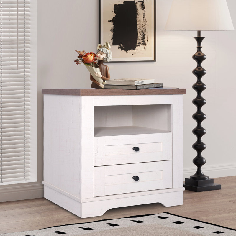 Charmante table de chevet rustique avec beaucoup de rangement pour la chambre à coucher et le salon