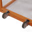Poulailler portatif mobile avec nichoir, chambre à coucher, course, fenêtre, panneau solaire, portes, plateau coulissant, roues, enclos extérieur pour petits animaux, orange avec motifs colorés