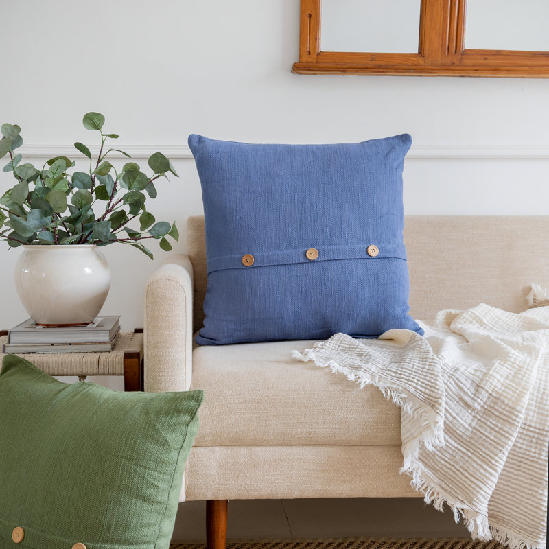 Housse de coussin en coton de couleur unie Boutons, Bleu, 18 po x 18 po, Housse de coussin seulement - sans coussin
