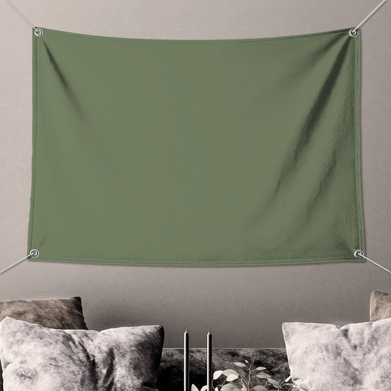 Tapisserie murale unie vert clair, H 50 po x l 60 po avec 4 œillets