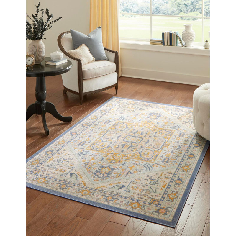 Matthei Oriental Indoor Rug, Rectangle 4' x 6'