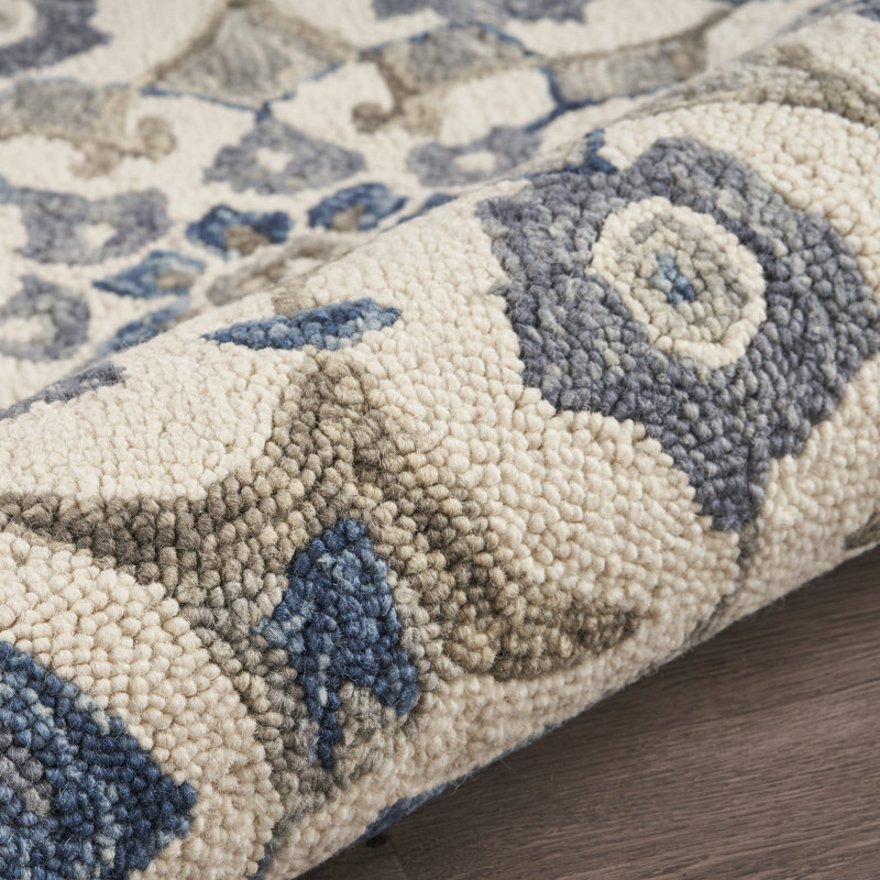 Aisosa Handmade Wool Floral Round Indoor Area Rug, Round 6'