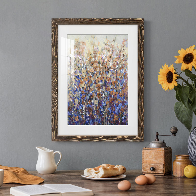 Fall Wildflowers I Premium encadré mat - prêt à être accroché, Cadre noyer, H 43,5 po x l 31,5 po x P 1 po