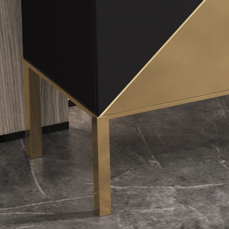 armoire latérale en bois