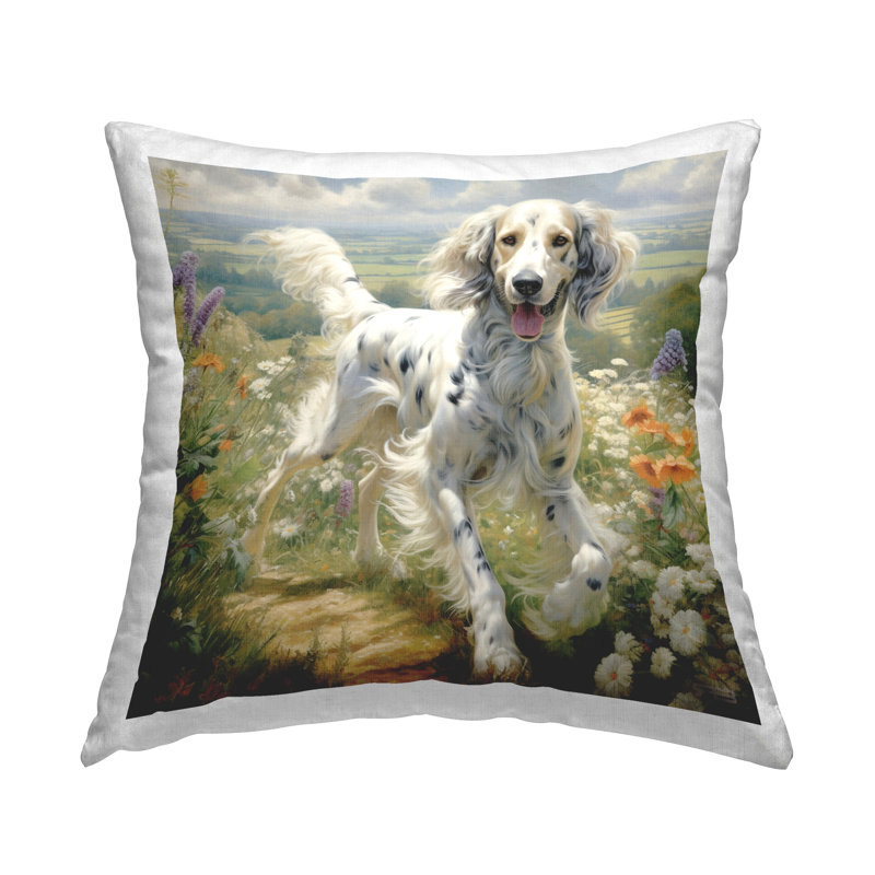 Coussin décoratif Trotting Dog Landscape par Roozbeh Bahramali