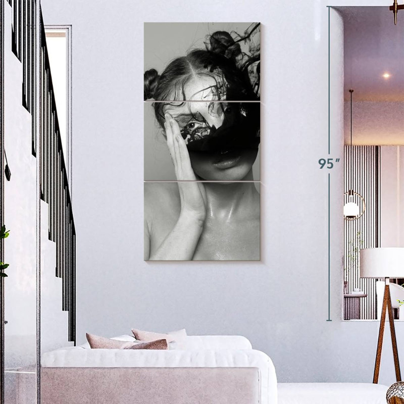Portrait féminin de pensées fluides, H 75 po x l 36 po