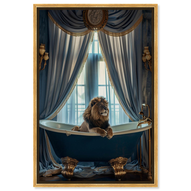 «Elegant Lion Bath Canvas» par Notoriart, Cadre doré, H 31 po x l 21 po