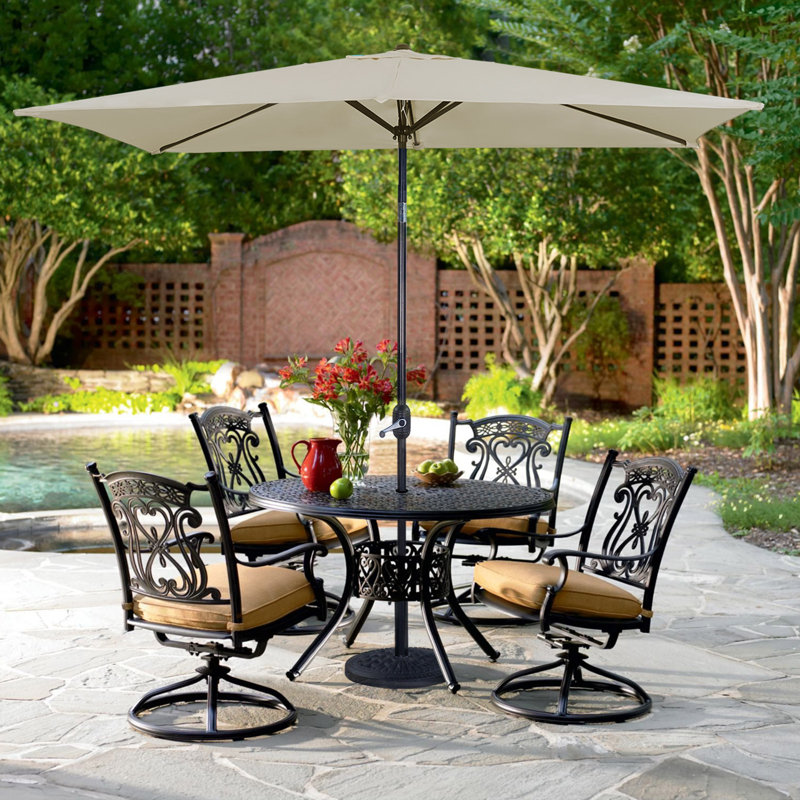 Parasol de marché extérieur rectangulaire de 9 pi avec bouton-poussoir inclinable Matias, Beige