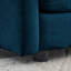 Salon en chenille bleu Mid-Century moderne pour 3 personnes. Revêtement, bois massif, tissu respirant, expérience confortable
