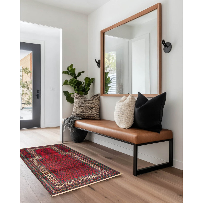 Tapis bleu marine Teimani 2 pi 9 po x 4 pi 8 po
