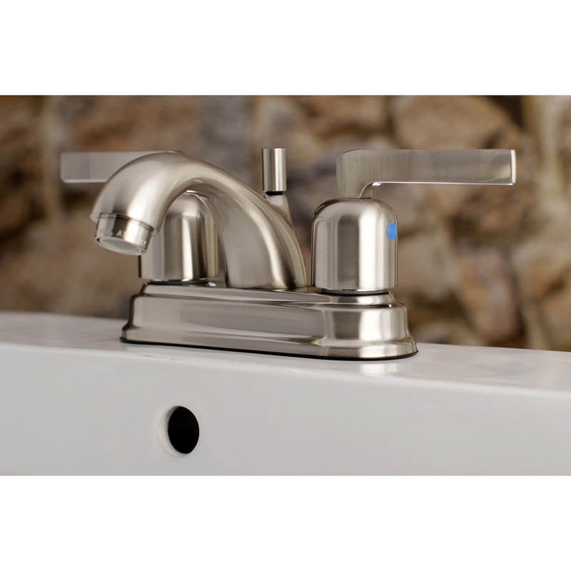 Robinet de salle de bain central à 4 poignées à 3 trous à fixation sur comptoir à 3 trous Kingston avec robinet escamotable en plastique Kingston