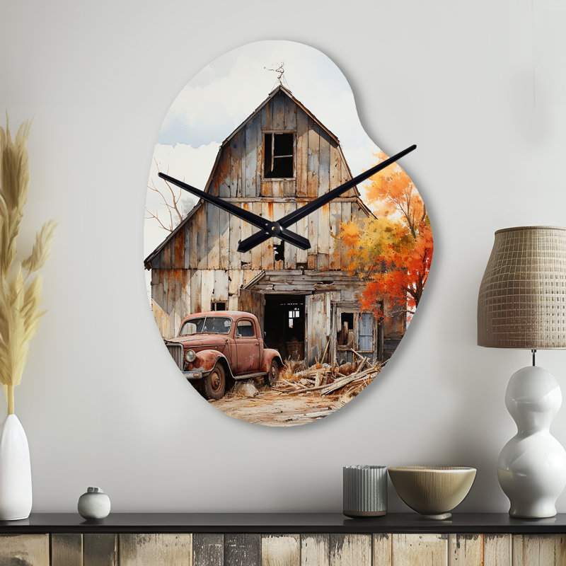 Horloge murale en métal de forme irrégulière Barns, Grand