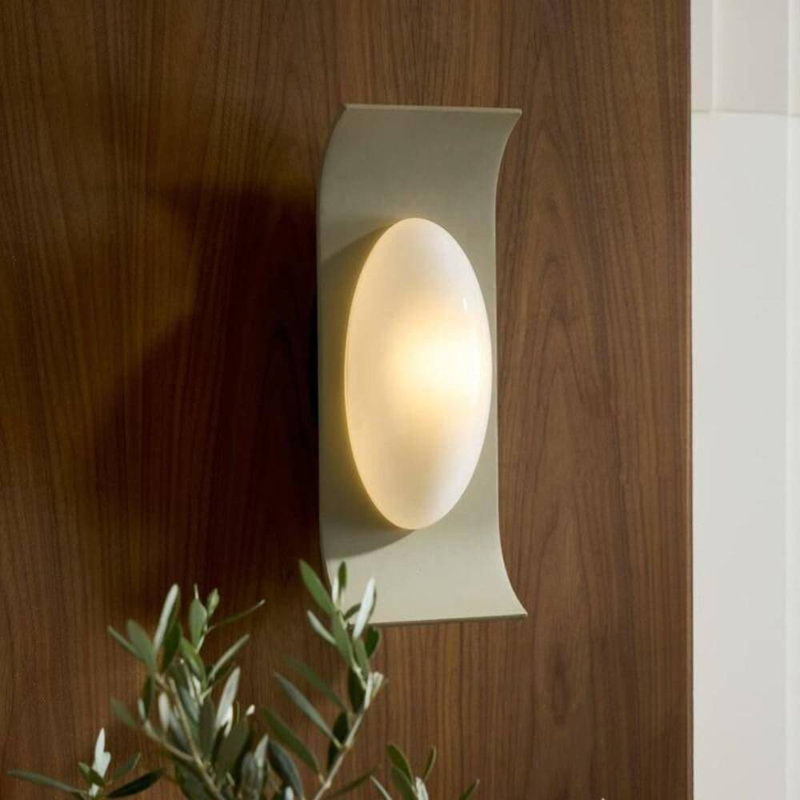 Jeter 1 - Light LED Armed Sconce, Bone