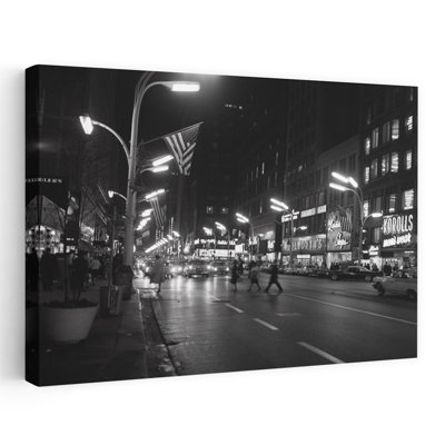 1960 1960, scène de nuit de circulation achalandée sur State Street, Chicago, Illinois, États-Unis, rétro rétro, art mural classique