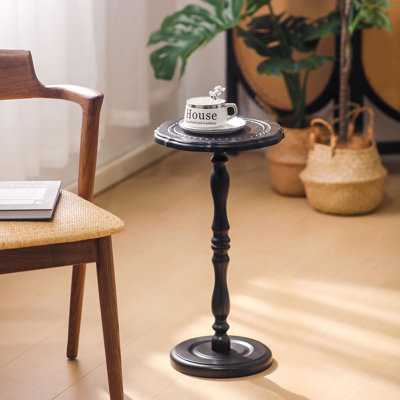 Table d'appoint ronde en bois massif, table d'appoint en forme de pétale avec plateau sculpté pour le salon et la chambre à coucher