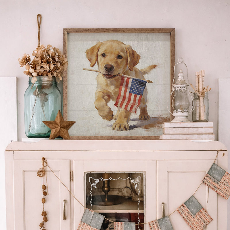 Patriotic Pets Yellow Lab, 8" H x 8" W