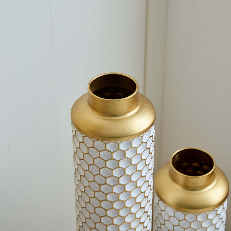 Decorative Metal Vase Set Of 3 With Geometric Hexagonal Texture, Gold And White Finish, Floor-Height Variants For Stylish, Stable Home Decor Accent.