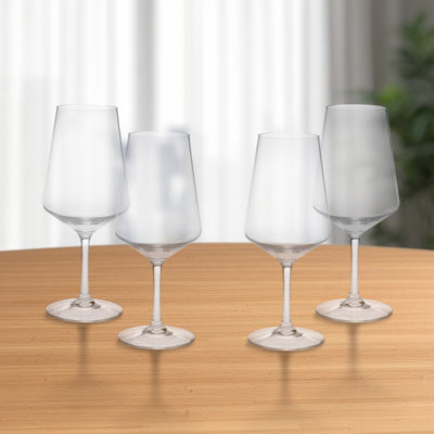 Ensemble de quatre verres à vin tout usage en verre Tritan