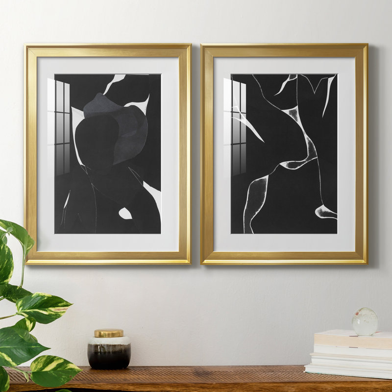 «Night Bloom I», reproduction encadrée de qualité supérieure, prête à être accrochée, H 36,5 po x l 53 po x P 1 po