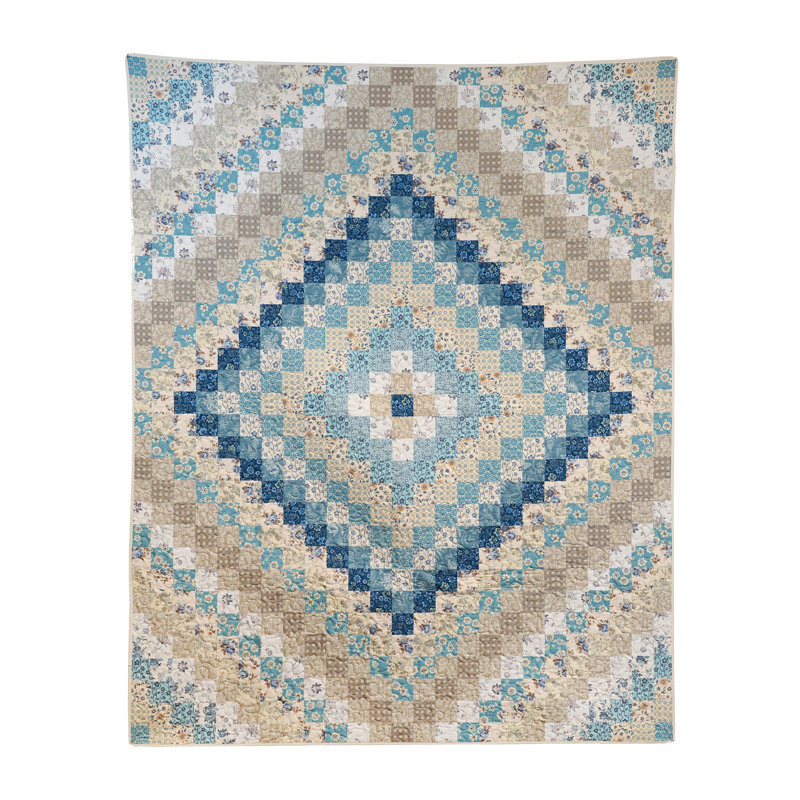 Donna Sharp Blue Diamond UCC Quilted Throw