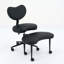Fauteuil de méditation moderne plus avec pattes croisées, roues et tabouret réglable