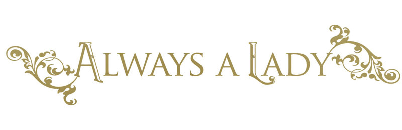Décalcomanie murale "always a lady", H 10 po x l 50 po x P 0,01 po, Or