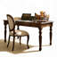 Bureau d'écriture traditionnel en bois avec pieds tournés-248569731