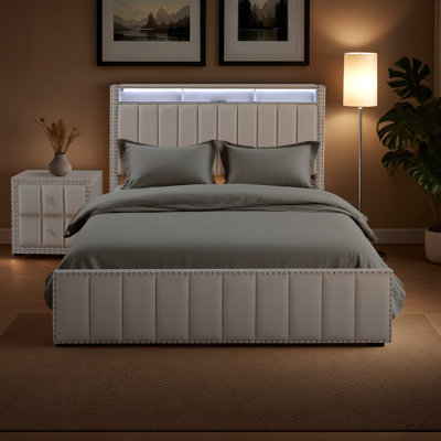 Ensemble de chambre à coucher 2 pièces, cadre de lit rembourré avec station de charge, lumière DEL et table de chevet