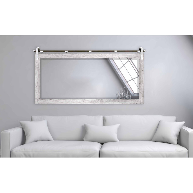 Miroir mural en bois patiné Kameliya, 32 po x 65,5 po