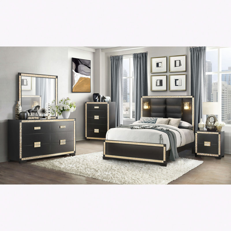 Lively Bed With Lamps