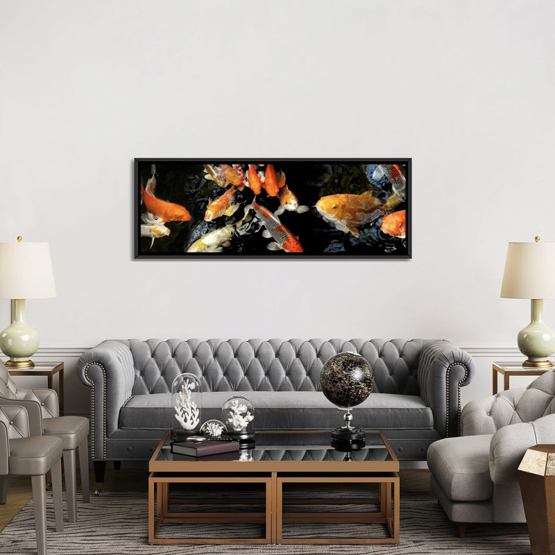 « koi carp naged », reproduction de photo sur toile, H 20 po x l 60 po x P 1,5 po, Toile tendue