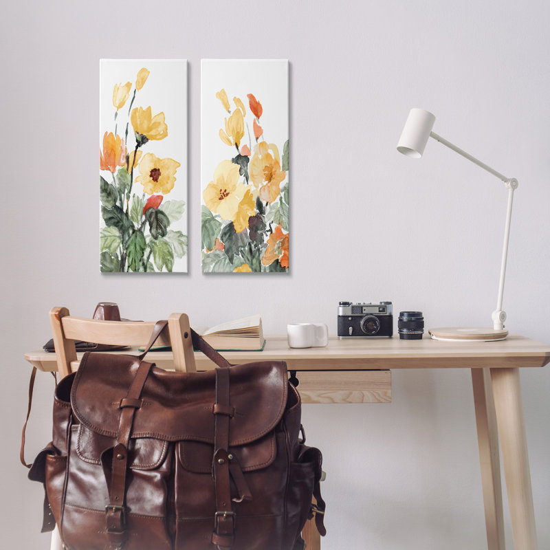 «Yellow Spring Flowers», ensemble de 2 toiles murales par Lanie Loreth, H 24 po x l 10 po x P 1,5 po