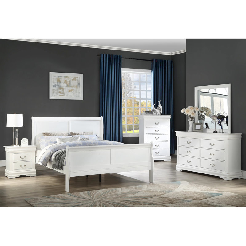 Lit double en bois massif blanc captivant avec systèmes de tiroirs pratiques
