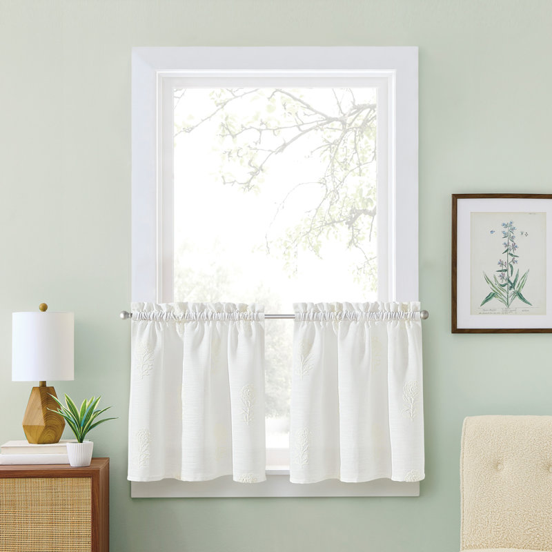 Ensemble de rideaux à fleurs blanc Curtainworks Grace, L 56 po x L 24 po