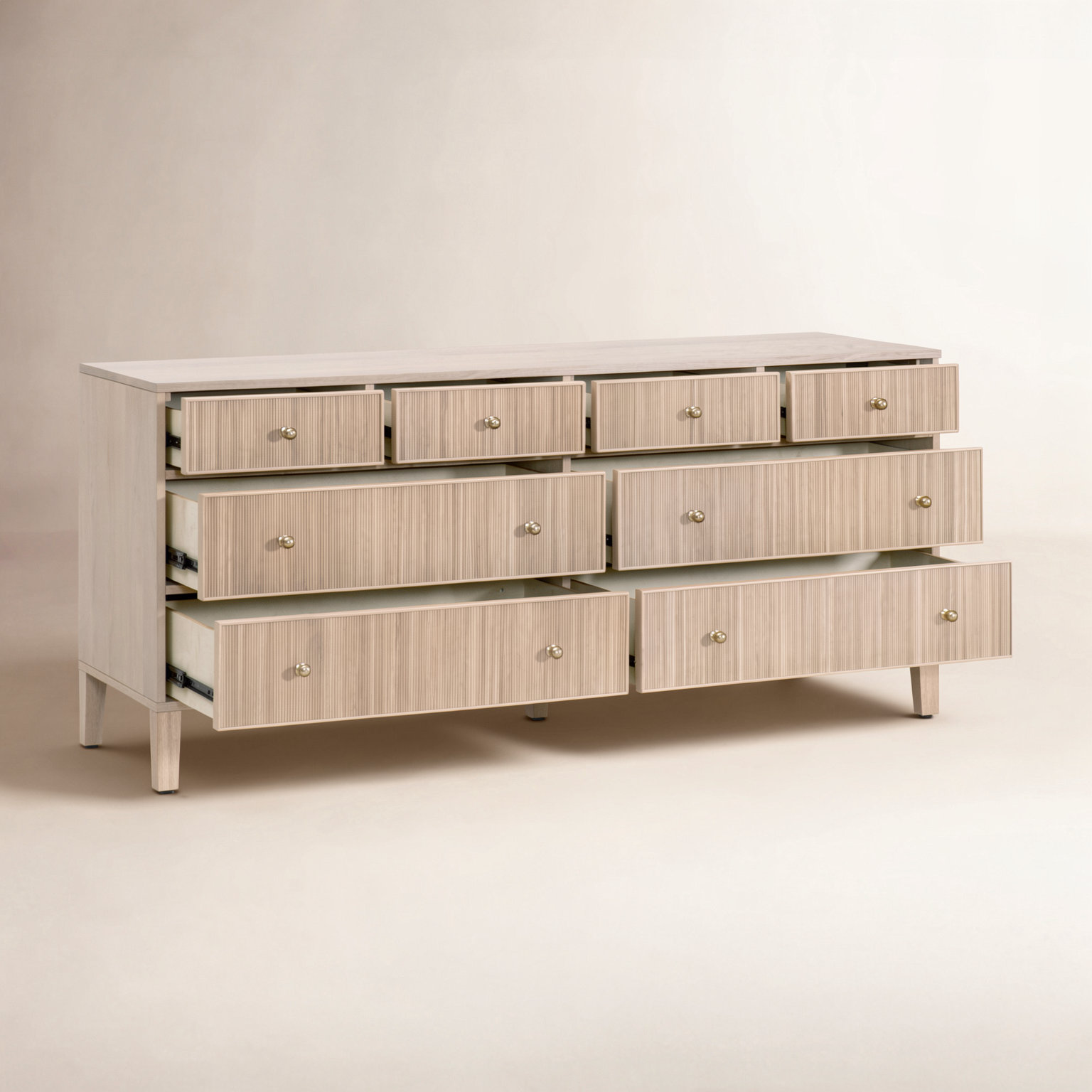 Taube 8 - Drawer Double Dresser