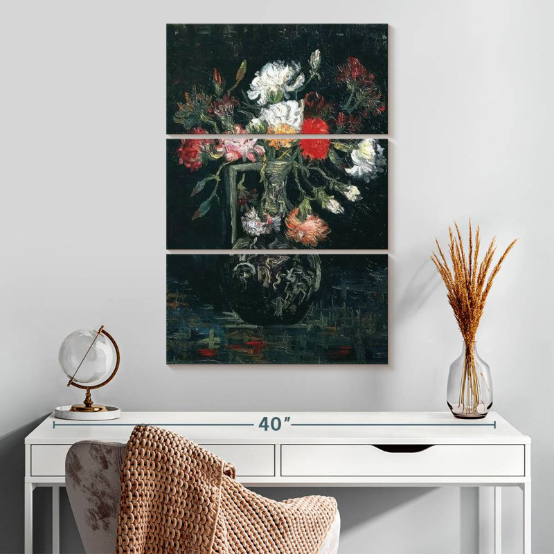 Vase Harnek avec œillets blancs et rouges, H 32 po x l 20 po