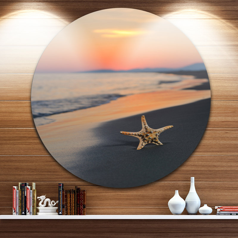 «Summer Beach with Starfish», photographie, H 23 po x l 23 po x P 1 po, Métal