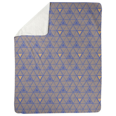 Couverture polairee triangles à la main
