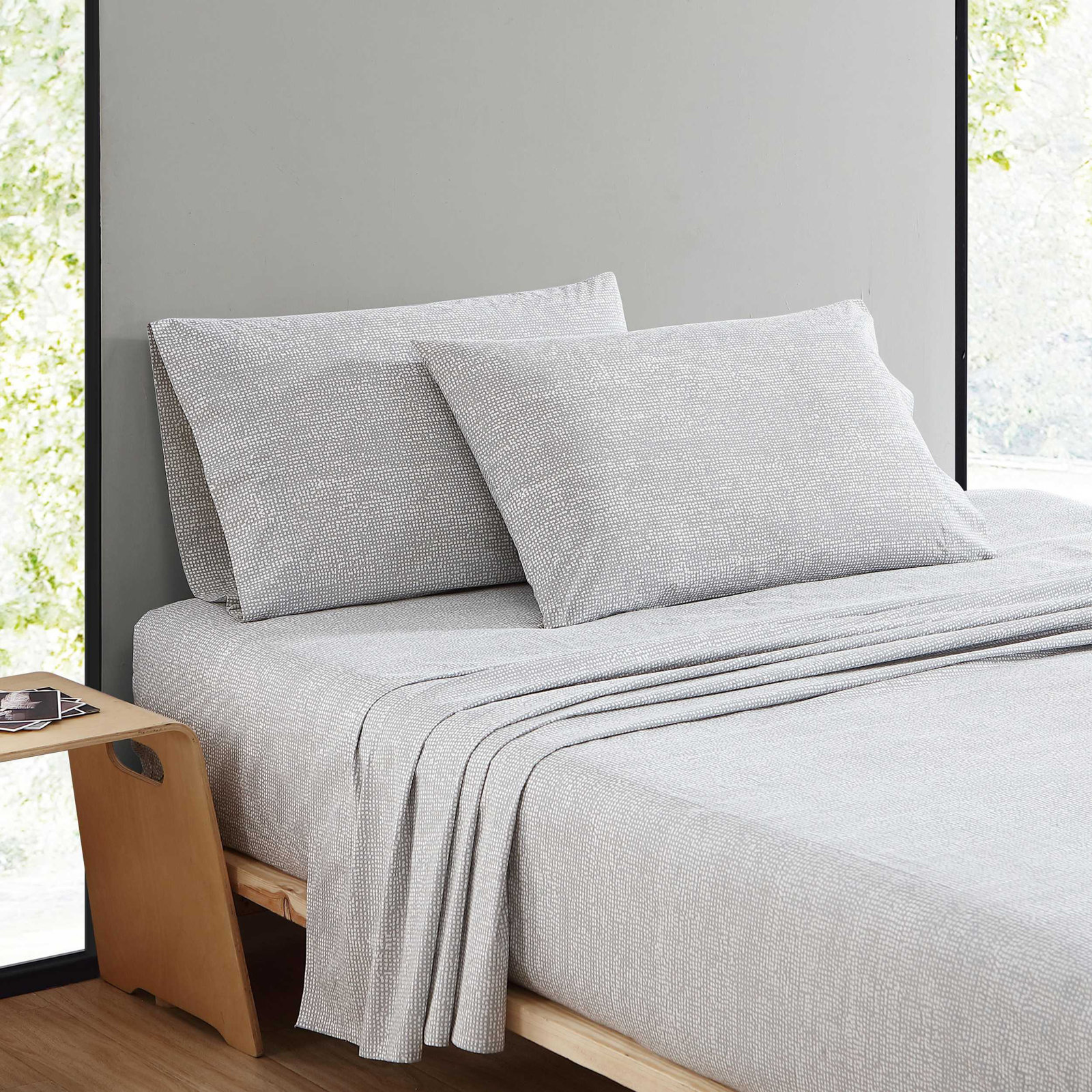 Mini Unikko Cotton Sheet Set, King Sheet Set with 2 King Pillowcases, Gray/White