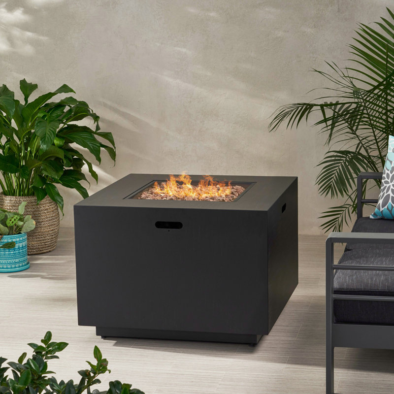 Foyer d'extérieur carré au propane gris foncé, 50 000, l 33 po x H 24 po, fer, aucun assemblage requis Carré en fer, gris, extérieur, propane, nécessaire