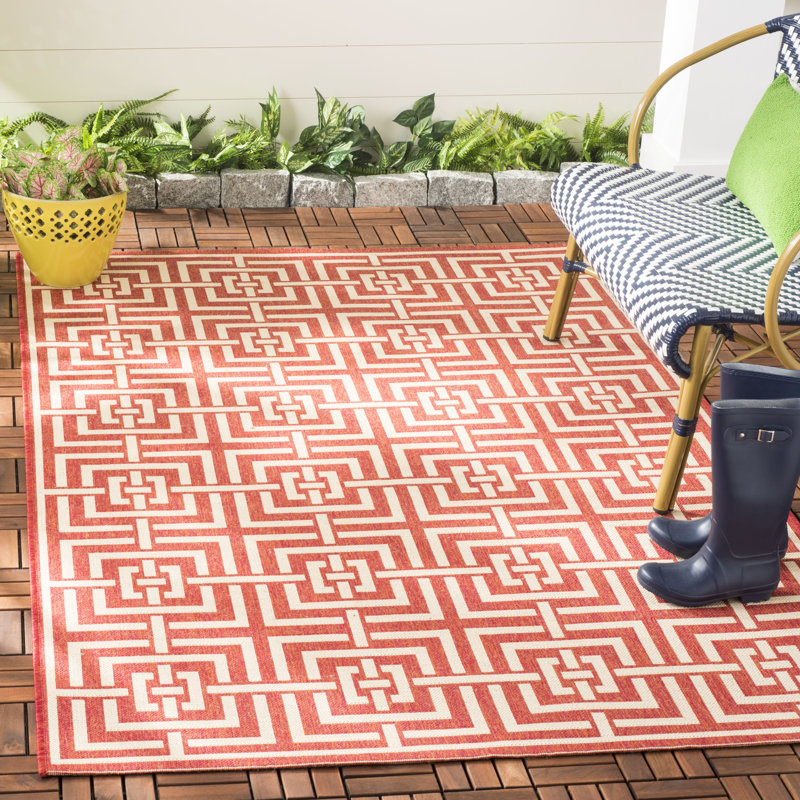 Carovella Performance Geometric Indoor/Outdoor Area Rug, Rectangle 4' x 6'