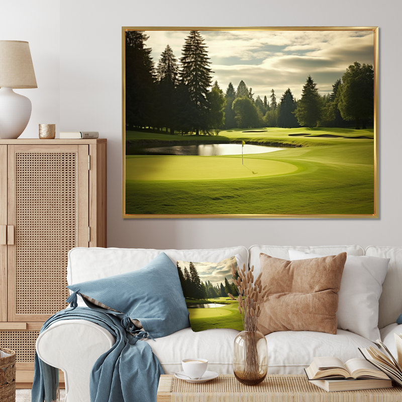 Golf Fairway Serenity - Art encadré golf, Cadre flottant doré, H 24 po x l 32 po x P 1 po