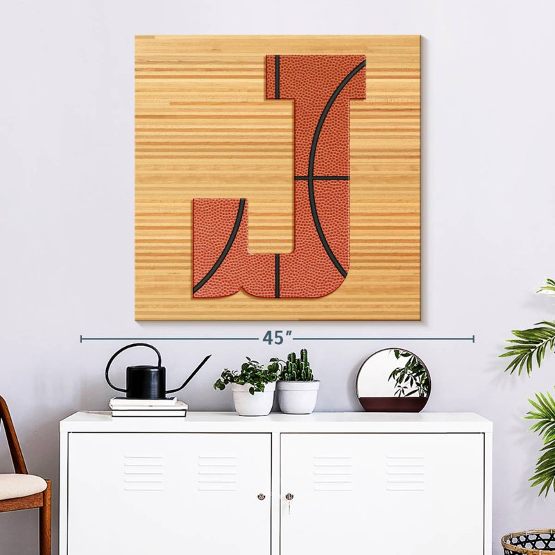 «Basketball J Alphabet» sur toile, H 33 po x l 33 po x P 1,25 po