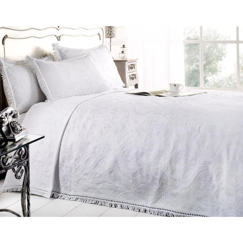 Lynn Floral Bedspread, White, 190 x 260cm Bedspread