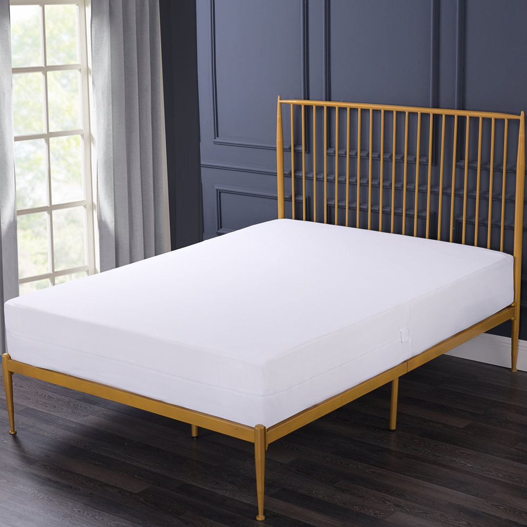 Sykes Waterproof Zippered Mattress Protector White Noise 