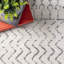 Tapis à motif rayé Jacore pour le salon, la chambre à coucher, la salle à manger et la cuisine, gris / blanc cassé-736085201