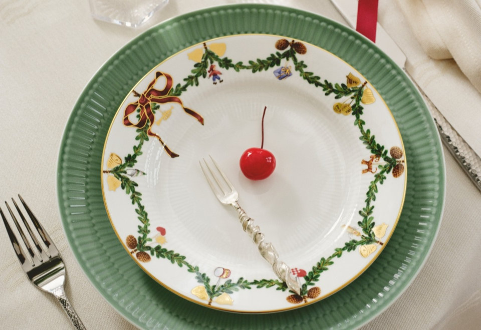 Dinnerware